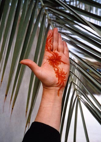 Henna painting on Shahrzad's hand